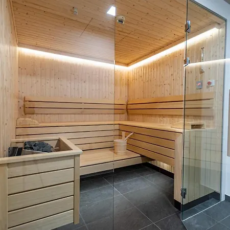 Max Relax Summercard Included Ski In-Ski Out Zell am See Exterior photo