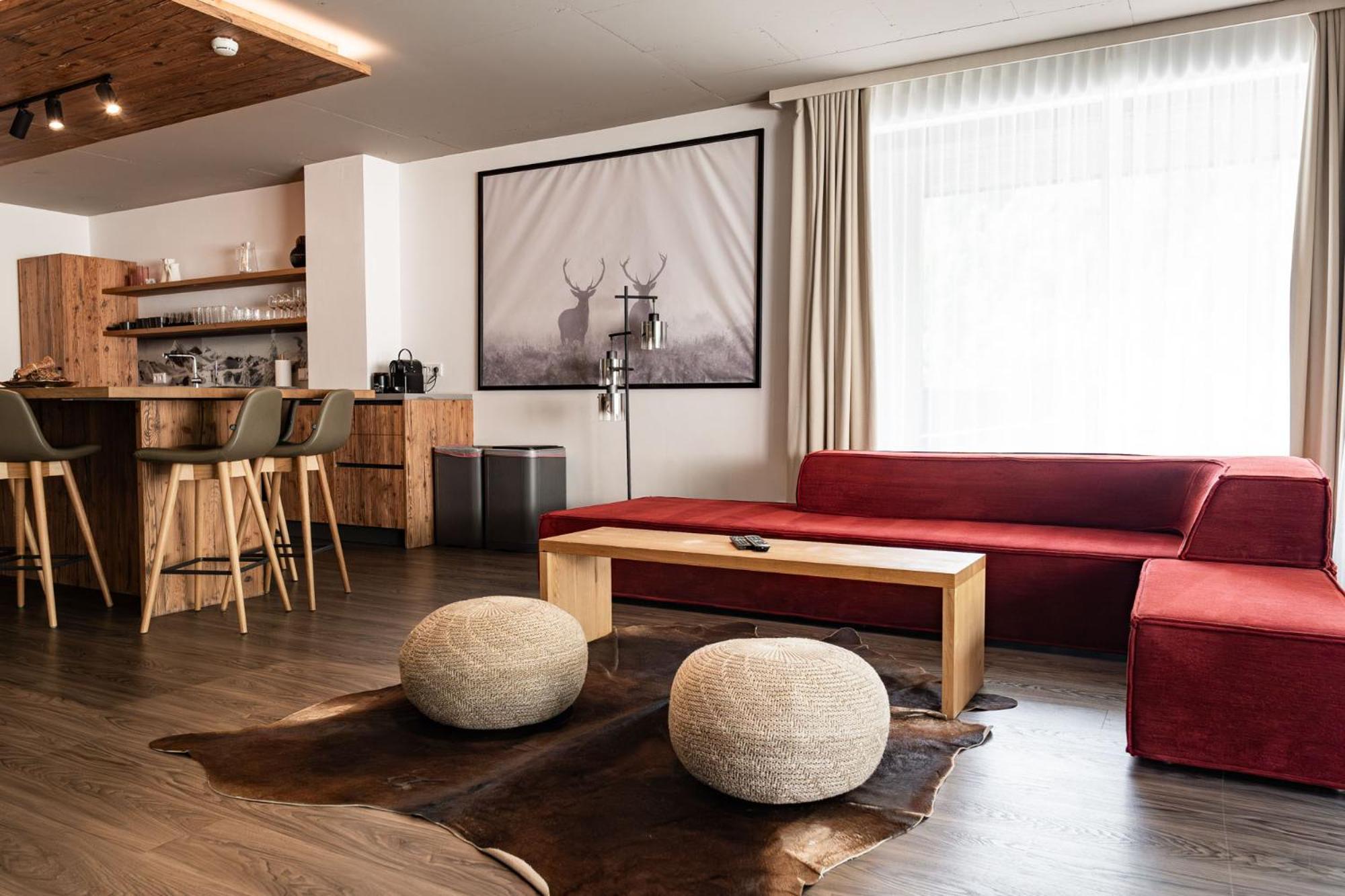 Chalet Max Relax Summercard Included In-ski Out *